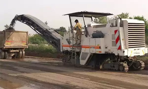 Asphalt Milling Machine