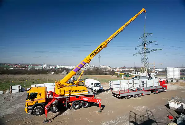 truck mounted cranes