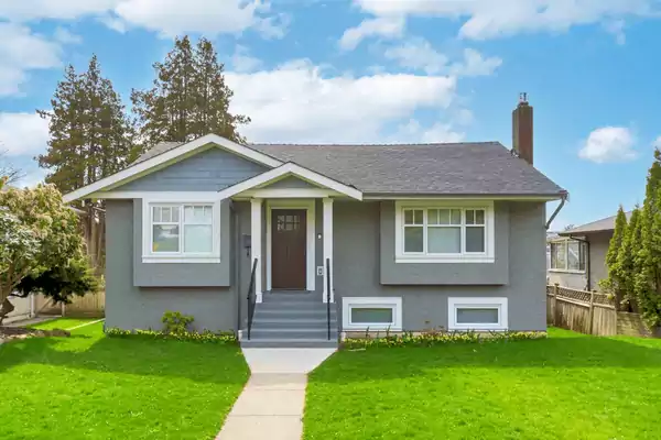 Average Square Footage of a House