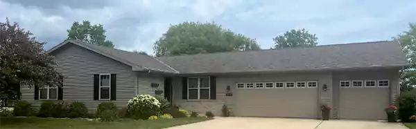 L shape rambler house