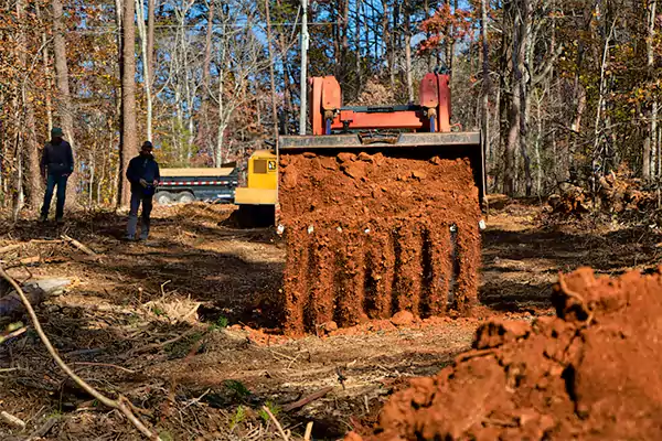 Preparing the site for developing a leveled and strong foundation