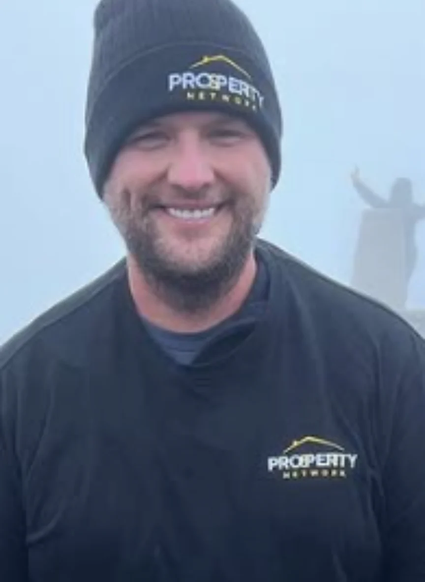 Dylan - Chief Executive Officer at Houseura